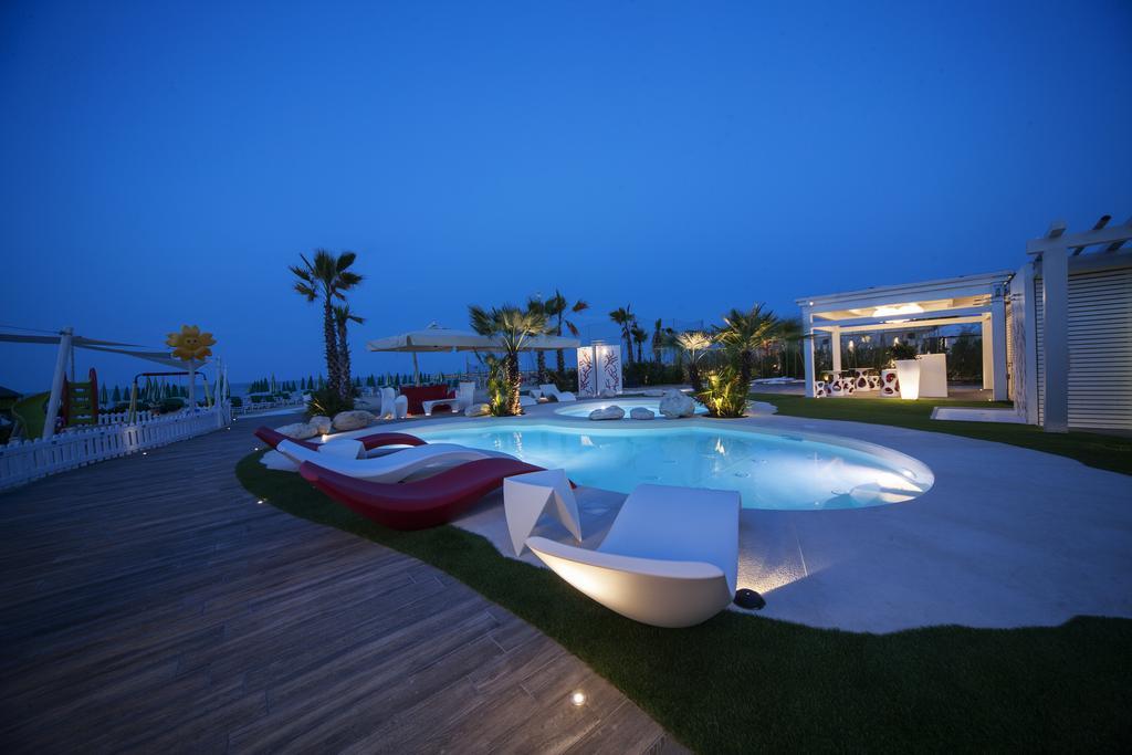 Hotel Doge Alba Adriatica Dış mekan fotoğraf